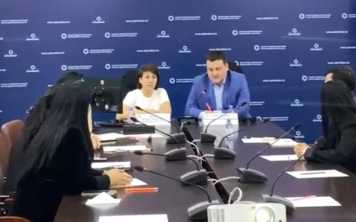 В Караганде обсудили расширение поддержки женских и молодежных инициатив в предпринимательстве
